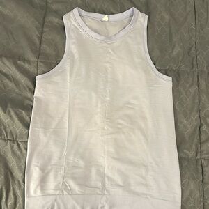 Lavender lululemon swiftly tank relaxed fit size 4